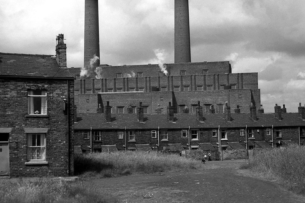 InceinMakerfield, Lancs, 1974. InceinMakerfield, reall… Flickr