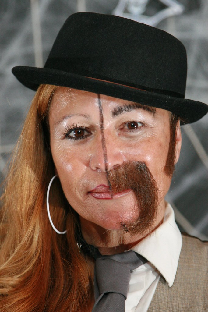 IMG_3995 Half Man, Half Woman Halloween costume Half Man, … Flickr