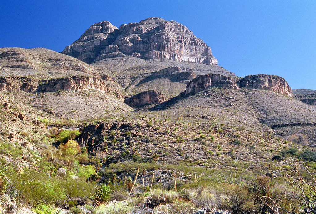 Near Dog Canyon Alamogordo, New Mexico (NM) A peak in the… Flickr