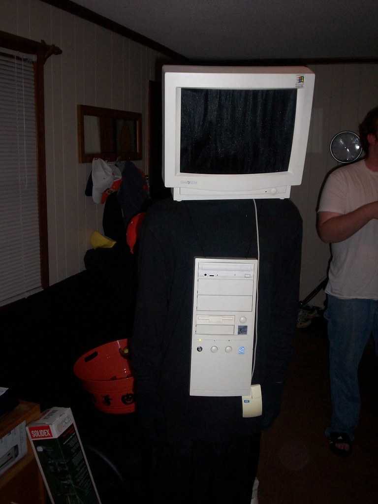 Computer Costume My awesome computer costume. This was mad… Flickr