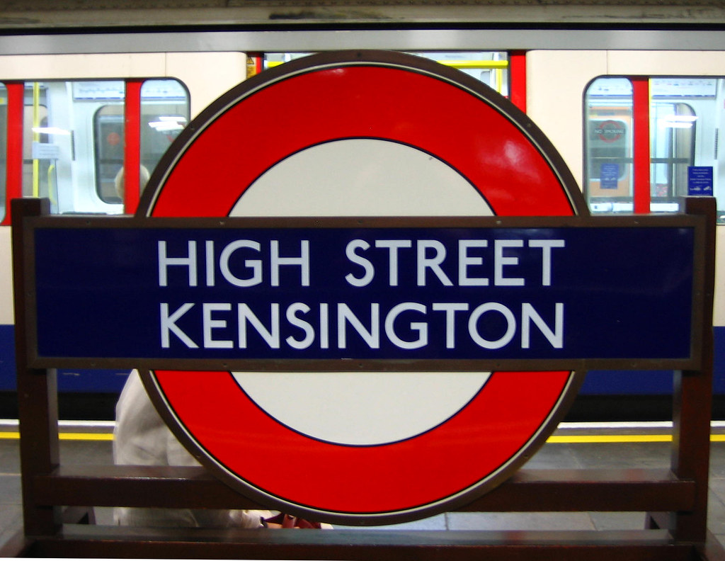 High Street Kensington Tube Sign The location of the tube … Flickr