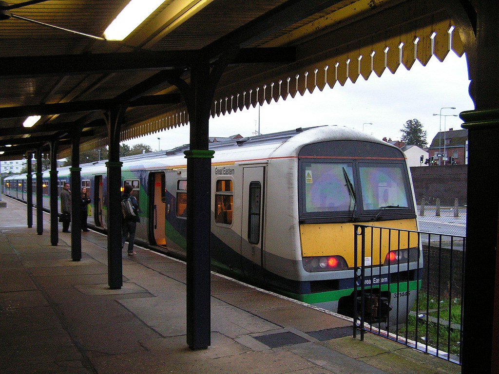 Colchester Town Station 28th October 2006 A visit to my da… Flickr