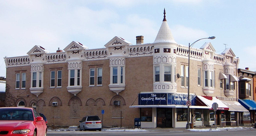 Washington, IA retail on square Interestingly there is no … Flickr