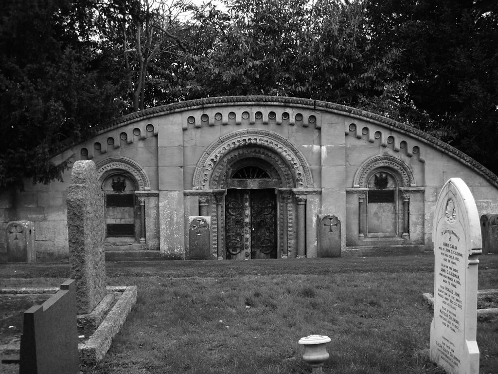 The Kingston and Hastings Mausoleum Trowbridge Cemetery Flickr