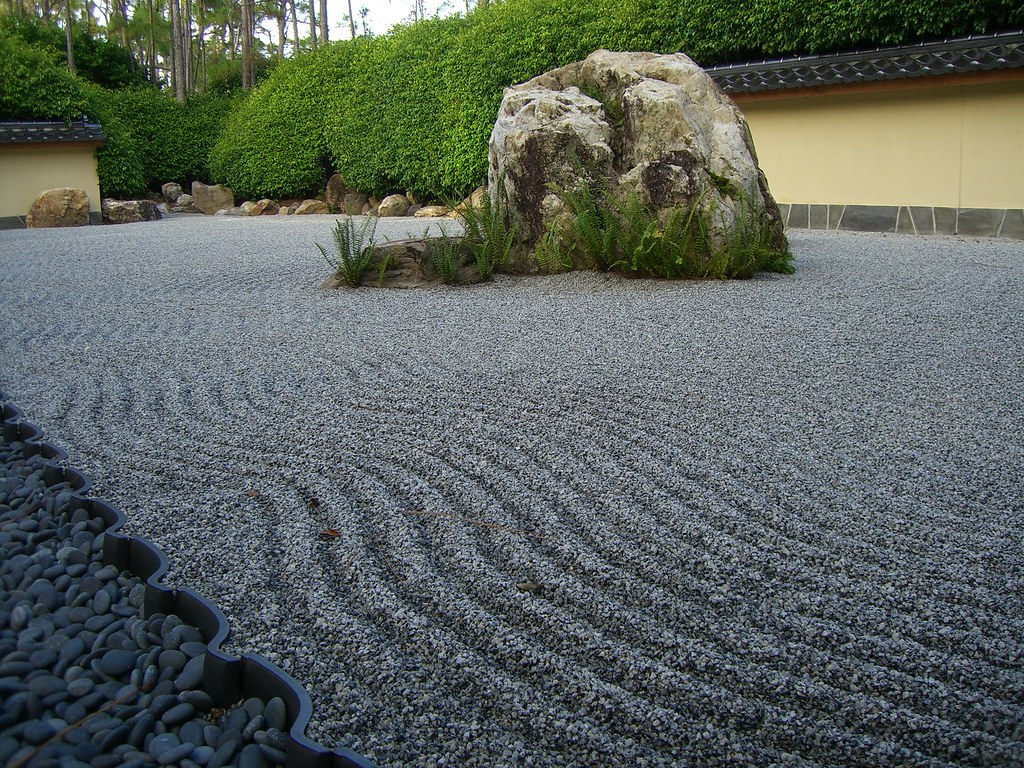 Abstract zen garden At the Morikami Japanese Gardens in De… Flickr