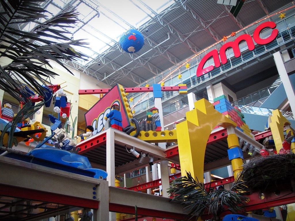 Mall of America LEGO & AMC Opening in 1992, the Mall of A… Flickr