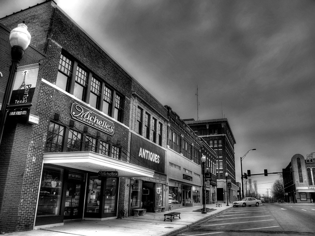 Downtown Paris, TX Looking at the west end of the square … Flickr