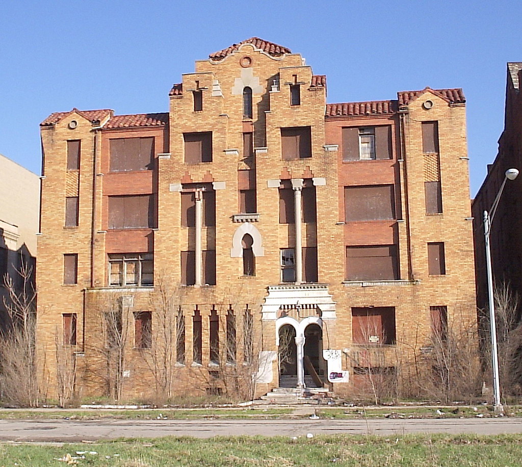 Abandoned Highland Avenue Apartment BuildingHighland Par… Flickr