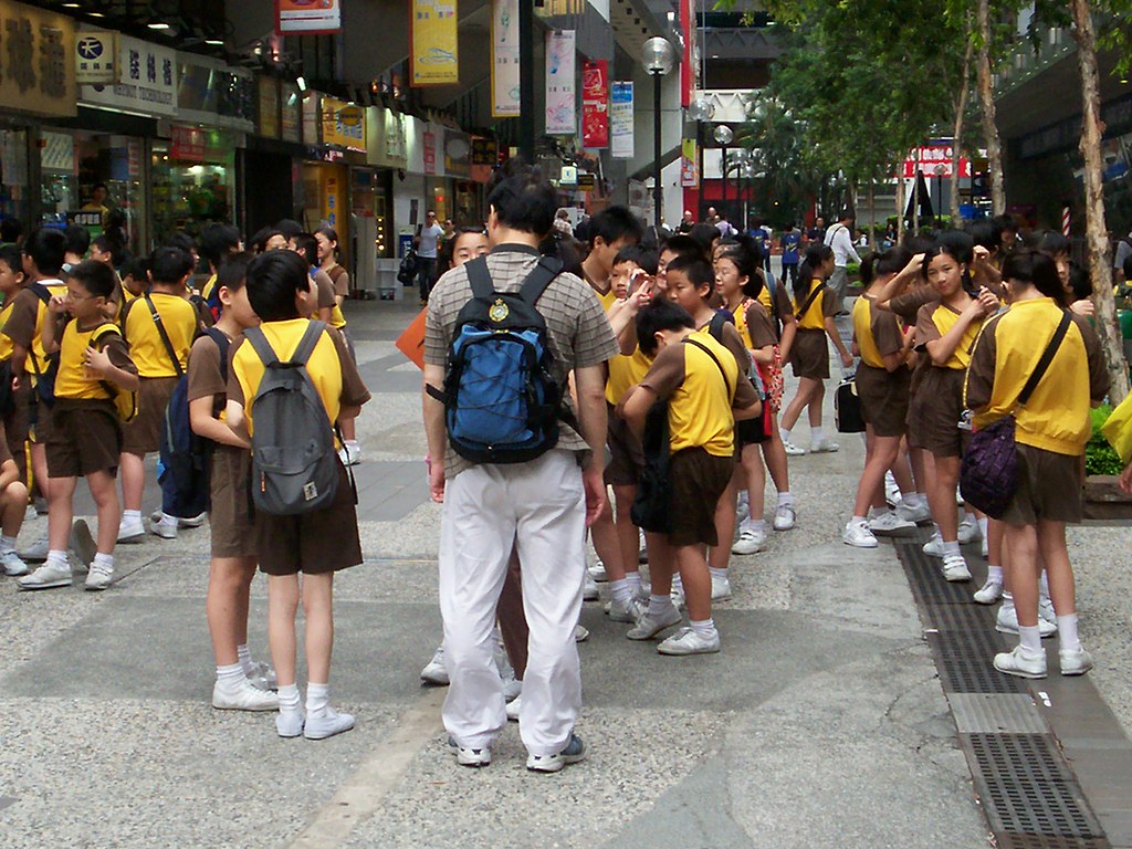china_2006_10 School children. Hong Kong. Uniforms that do… Flickr