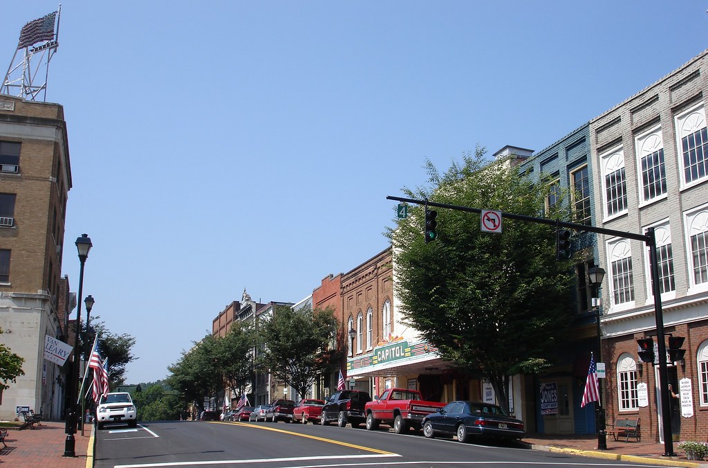 Downtown Greeneville, TN Seth Gaines Flickr