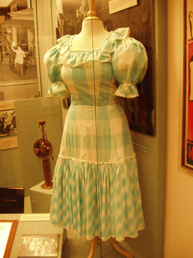 Minnie Pearl Dress at the Grand Ole Opry Museum Richard Roche Flickr