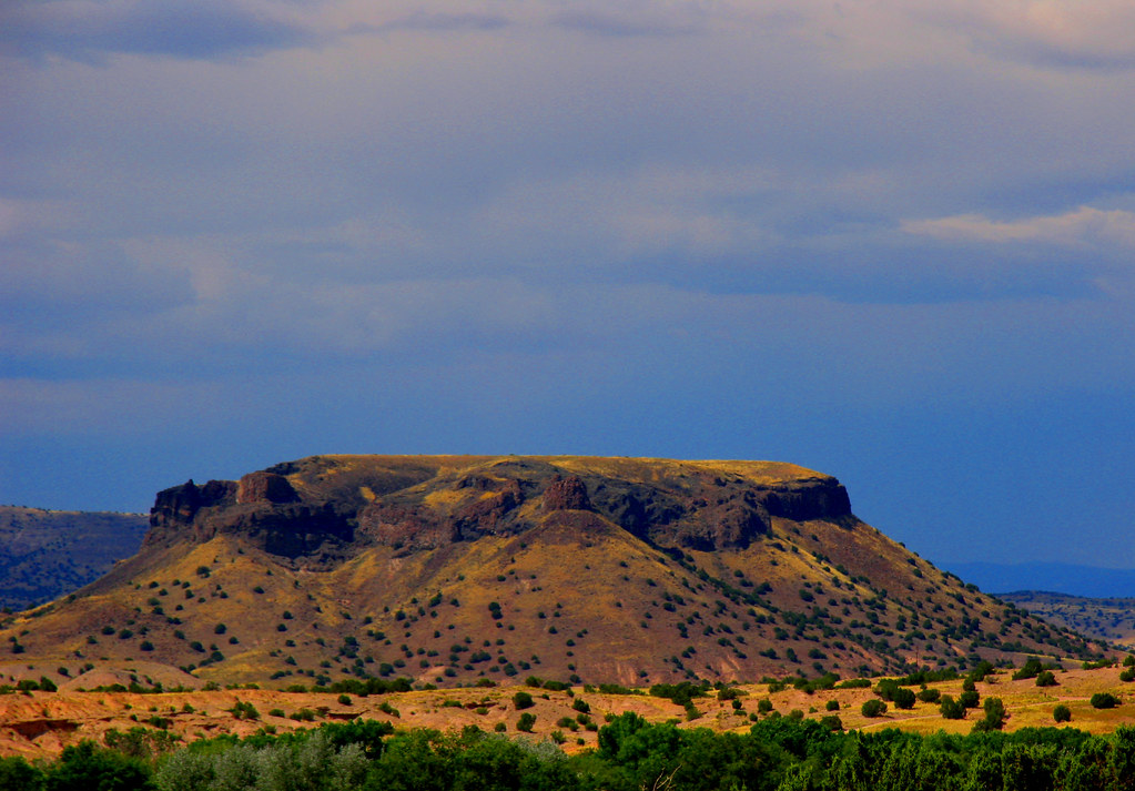 Black Mesa, New Mexico.....Earth element Black Mesa....nea… Flickr