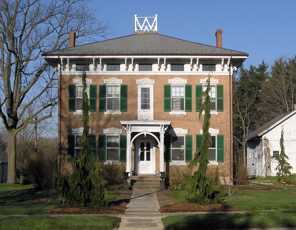 Lincoln House 2007 This house built in 1860, is south of t… Flickr