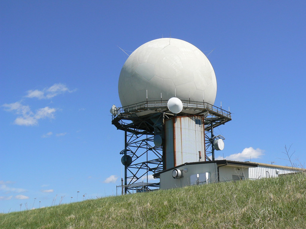 Apple Orchard Mountain Radar Station This is an FAA air t… Flickr
