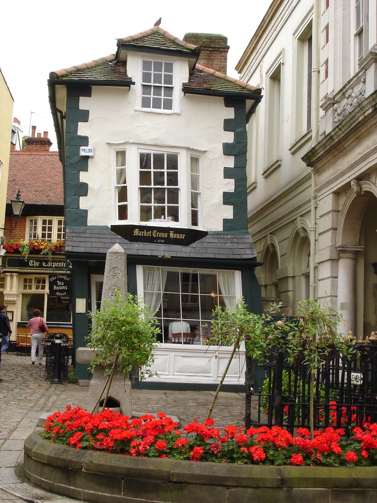The Crooked Tea Rooms Windsor, Berkshire, UK. Flickr