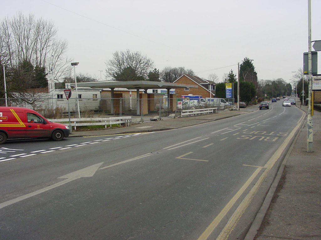 Chelmsford, Springfield Road 2005 The old Total petrol sta… Flickr