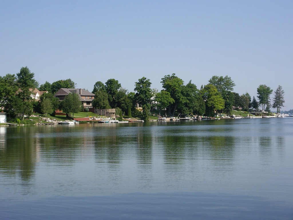 Shoreline,Lake Couchiching,Orillia,Ontario **Mary** Flickr