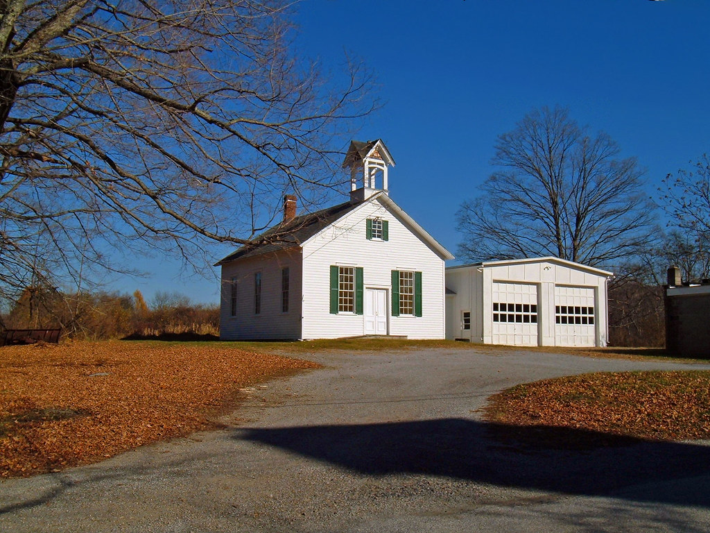 Schoolhouse Oldfashioned oneroom schoolhouse, Walpack Ce… Flickr