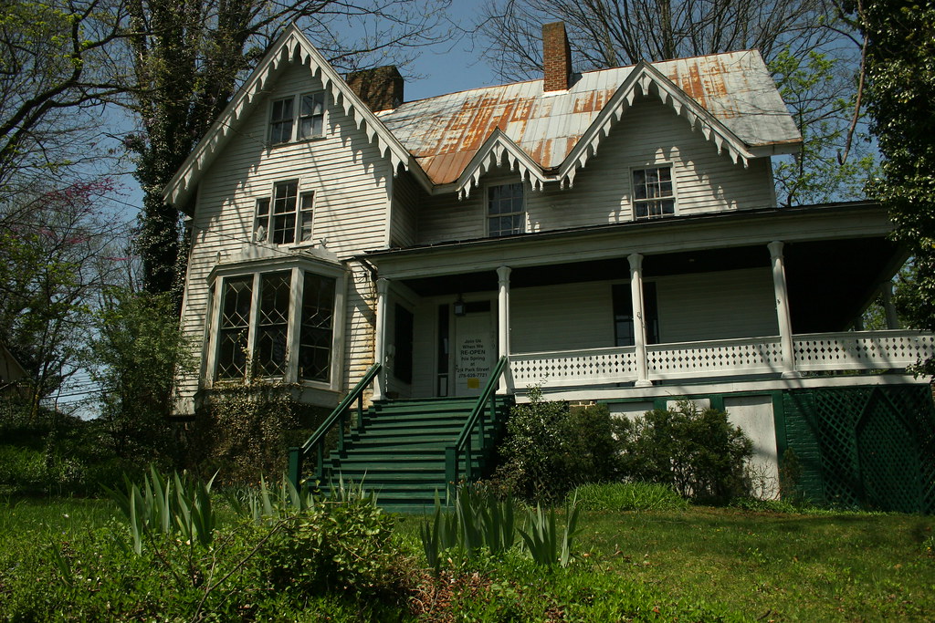 wolf cave house abingdon va april 2010 edna_million Flickr