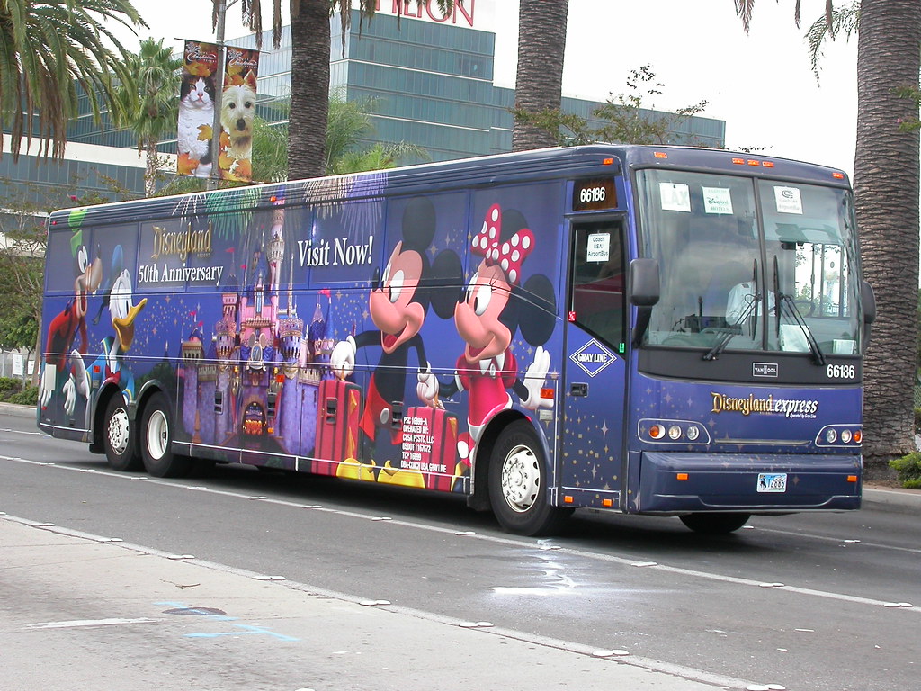 Disneyland Bus A VanHool bus of Coach USA doing parking lo… Flickr