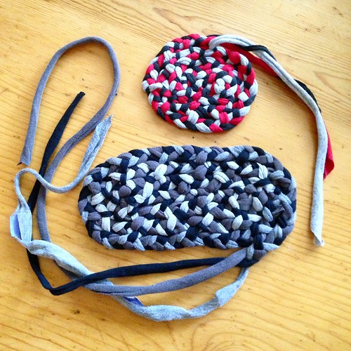 Making TShirt Yarn and a Braided Rug Canvas to the Imagination