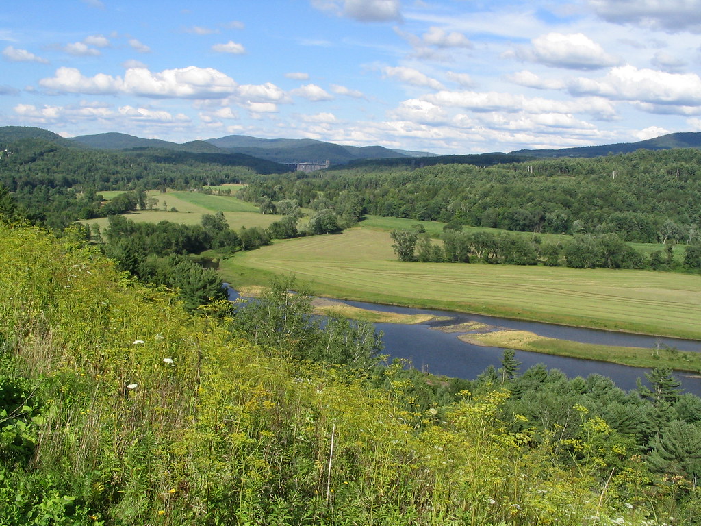 Connecticut River from Interstate 91 on VermontNew Hampsh… Flickr