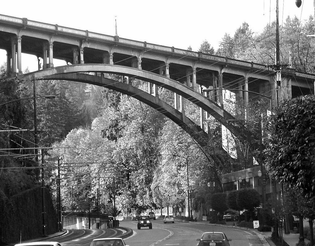 Vista Bridge at Goose Hollow in Portland, Oregon Interesti… Flickr