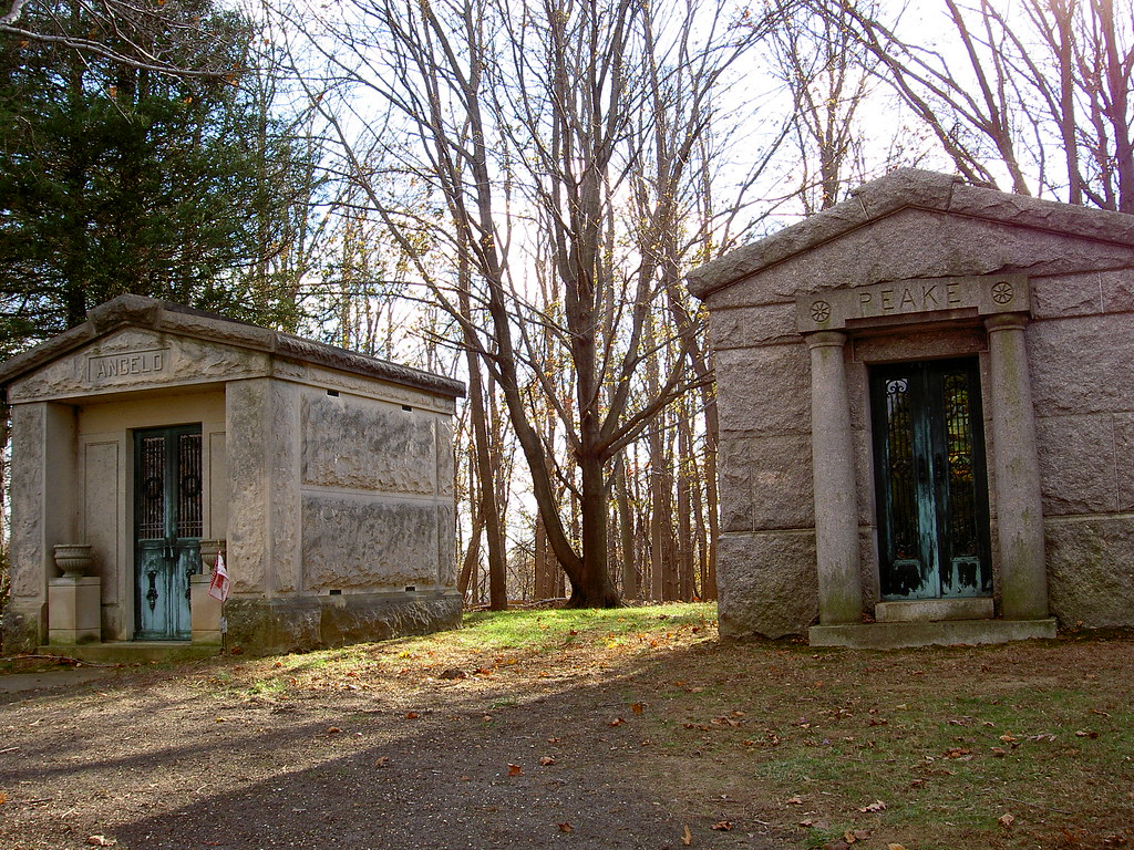 Fairview Cemetery Mausoleums 2 Middletown, NJ FOTOGRAFIA.Nelo