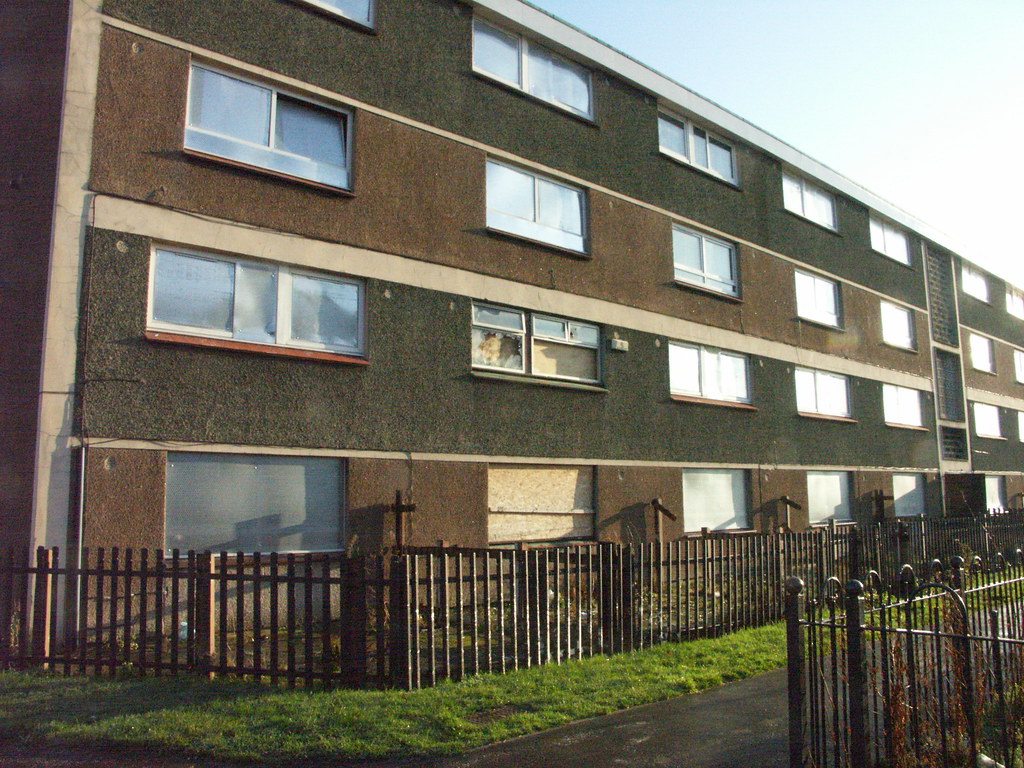 muirhouse, Edinburgh The muirhouse estate is huge on the n… Flickr