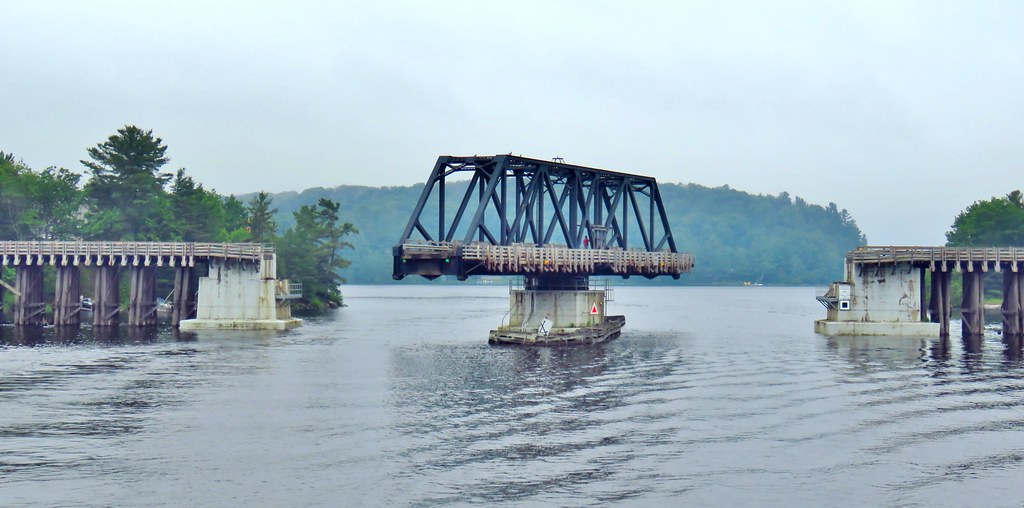 Wasauksing Swing Bridge, 30,000 Island Cruise, Island Quee… Flickr