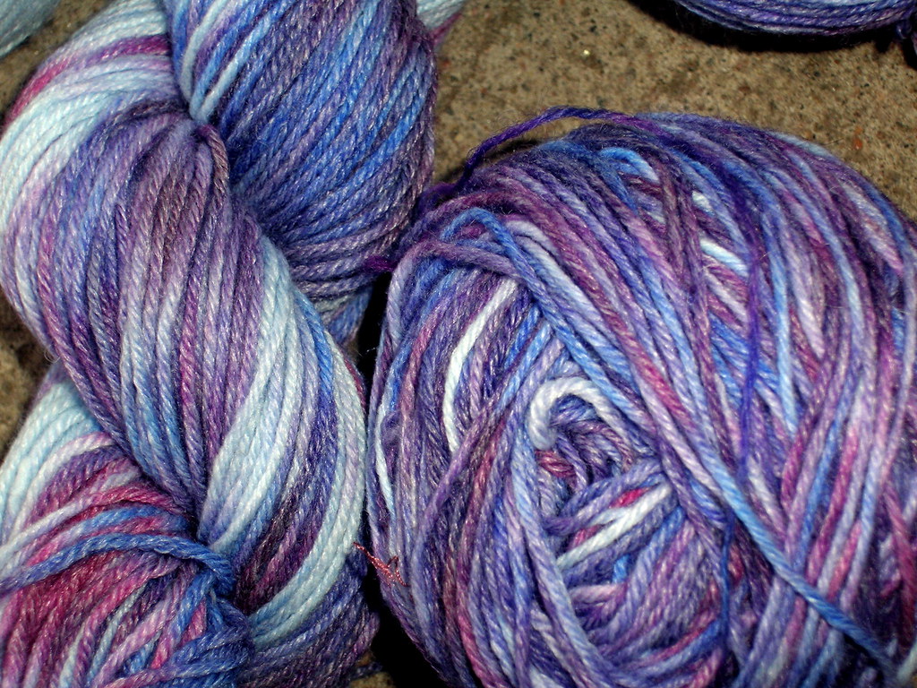 Purpleblue yarn Zenit acid dye for wool. A blue zspun wo… Flickr