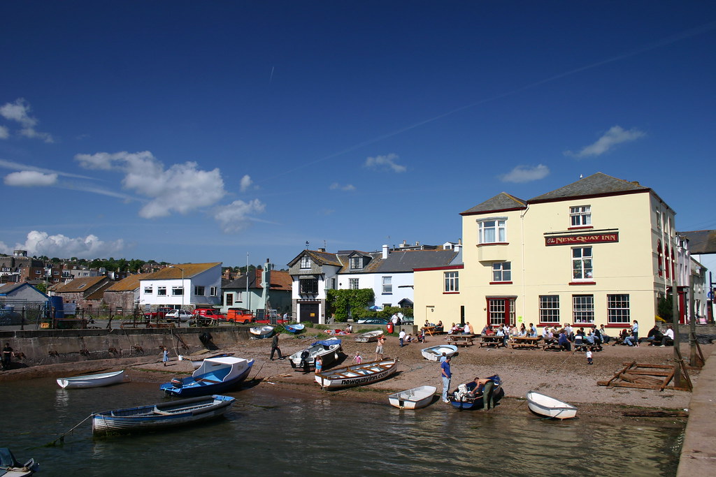 New Quay Inn, Teignmouth Summer Day at New Quay Inn in Tei… Flickr