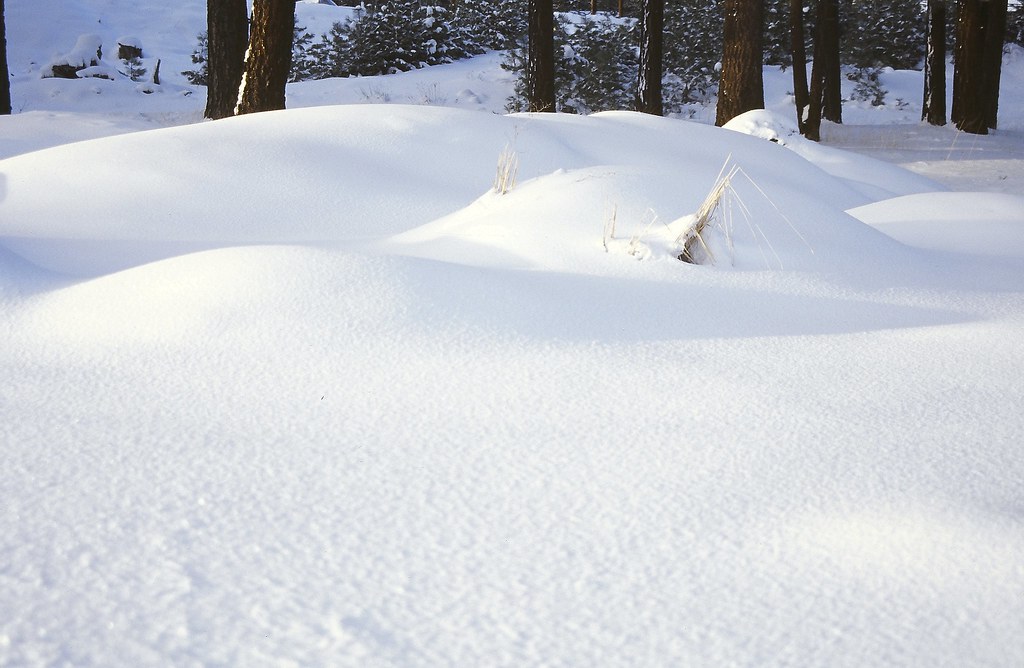 Snow Mounds I just liked the way the light created a hint … Flickr