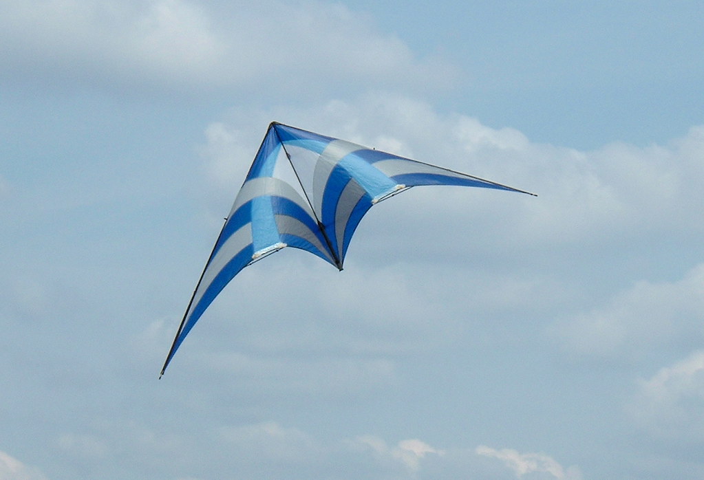blue kite Smithsonian Kite Festival Clarissa Peterson Flickr