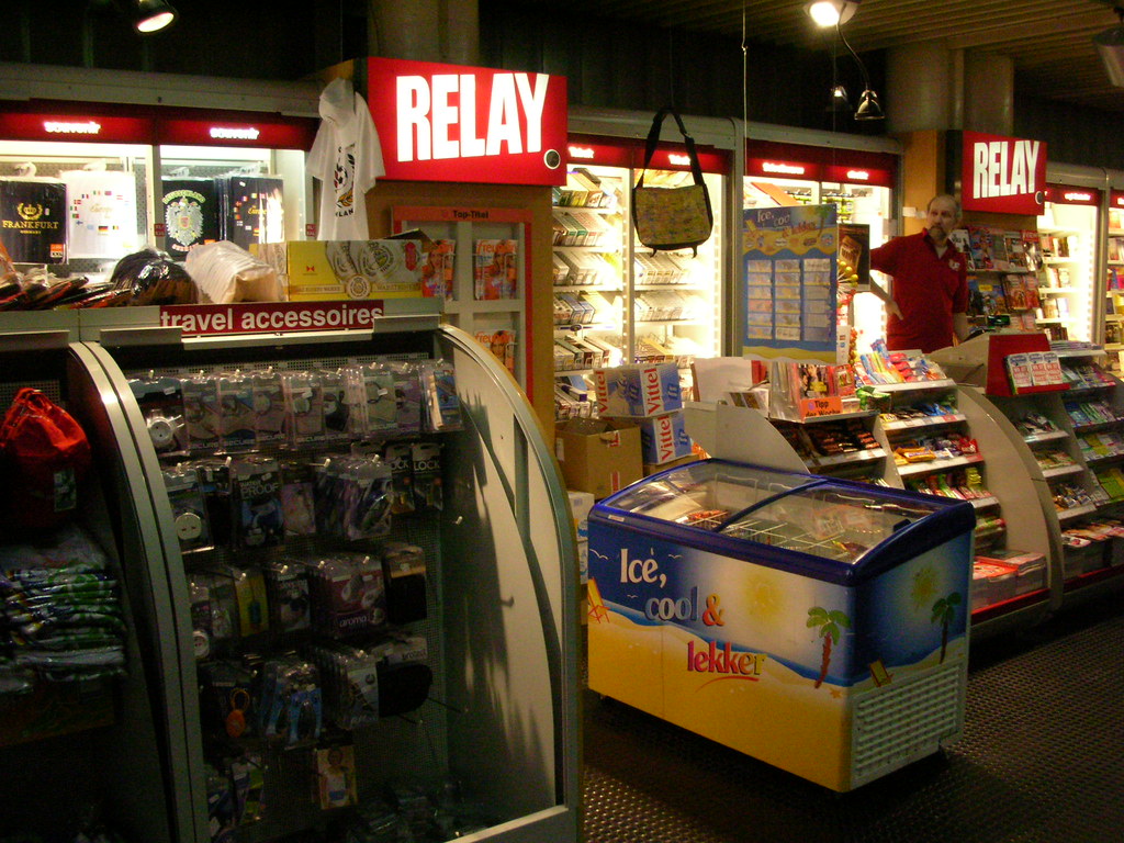 Relay Store Some convenience store in Frankfurt airport Leonard