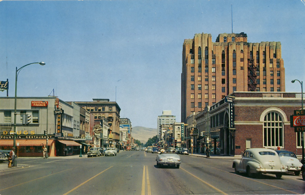Yakima, Washington (ca. 1950's) A postcard from Yakima, Wa… Flickr