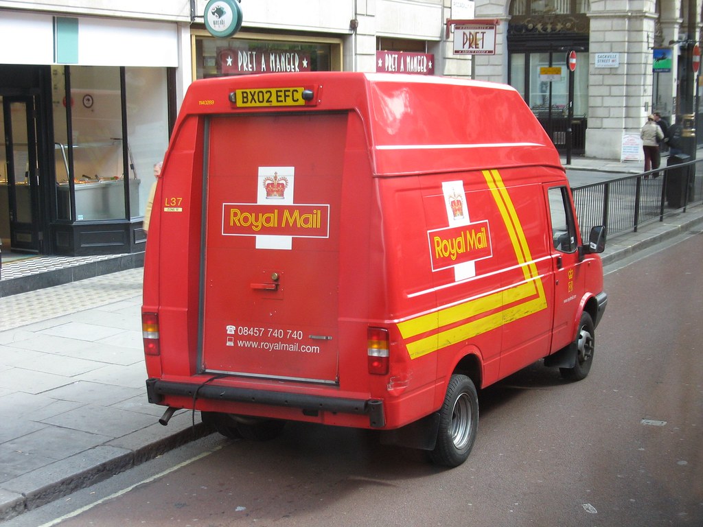 Royal Mail Truck, The West End, London Royal Mail truck. P… Flickr