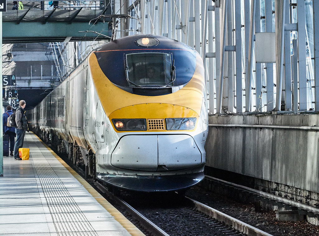 Lille Europe, 3rd Feb 2017 Alstom Eurostar unit No.3215 ar… Flickr