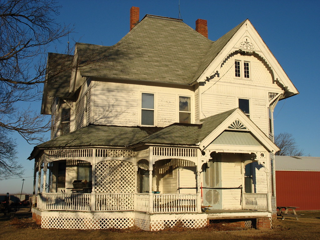 White Victorian Farm House On Highway 4 in Guthrie County,… Flickr