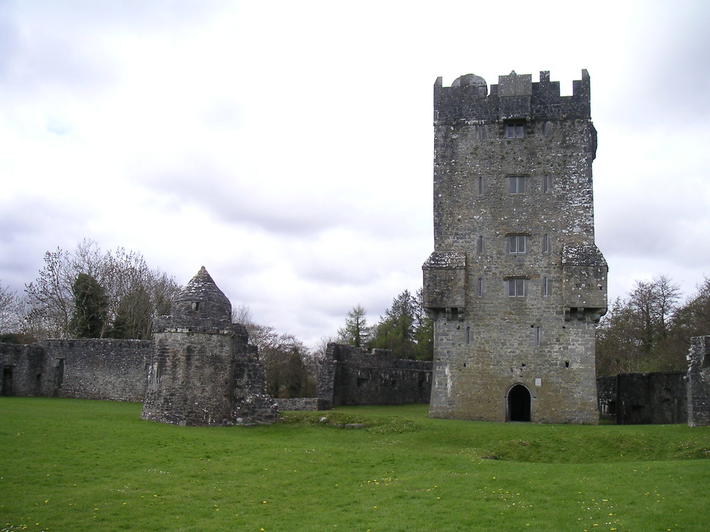 14th century Irish tower house, Connemara Charlie Brewer Flickr