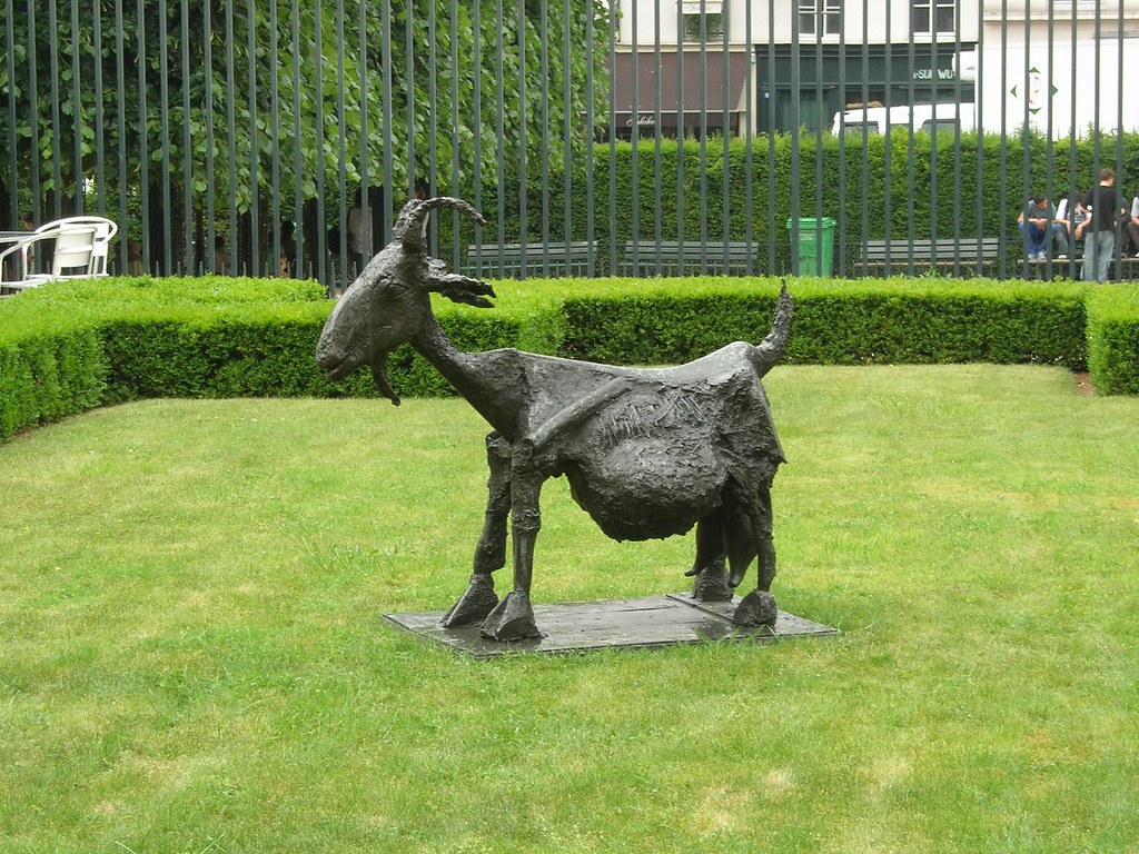 Goat sculpture by Picasso At the wonderful Picasso Museum … Flickr