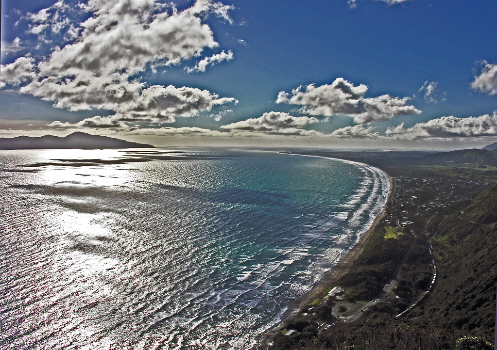 Kapiti coast, Wellington, New Zealand from Paekakariki Hil… Flickr
