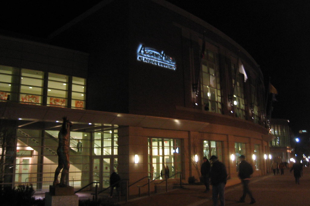Boston University Agganis Arena Agganis Arena, located at… Flickr