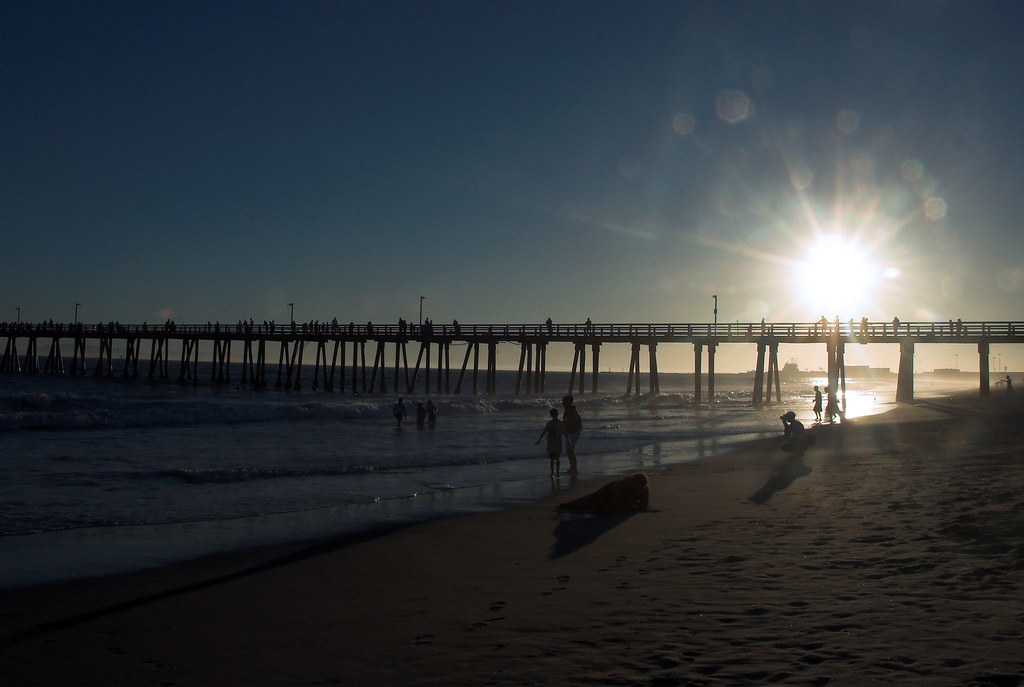 Port Hueneme Pier at Sunset KaroliK Flickr
