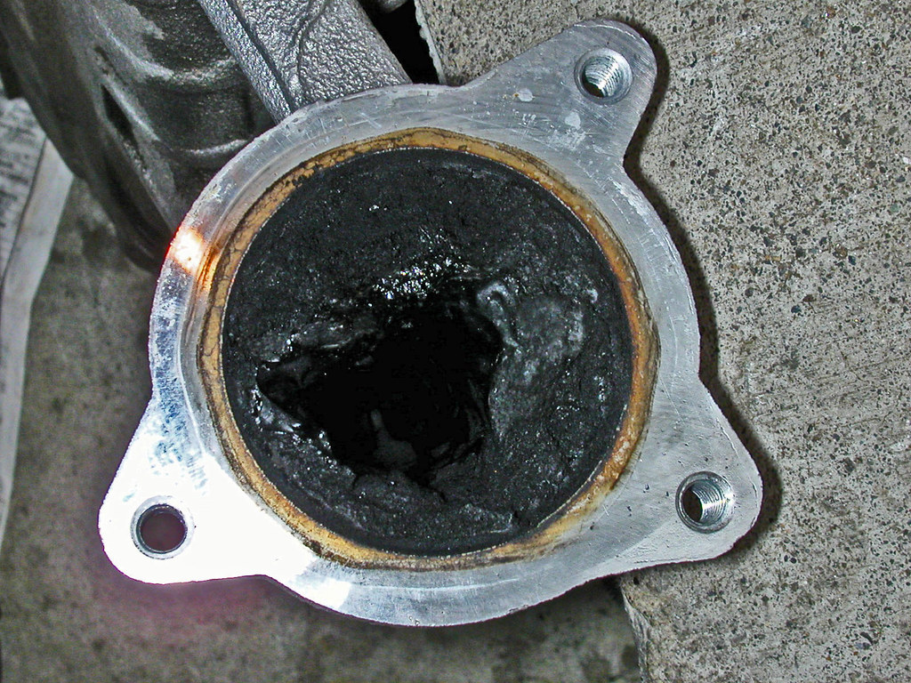 Intake manifold Clogged Intake manifold. This is where t… Flickr