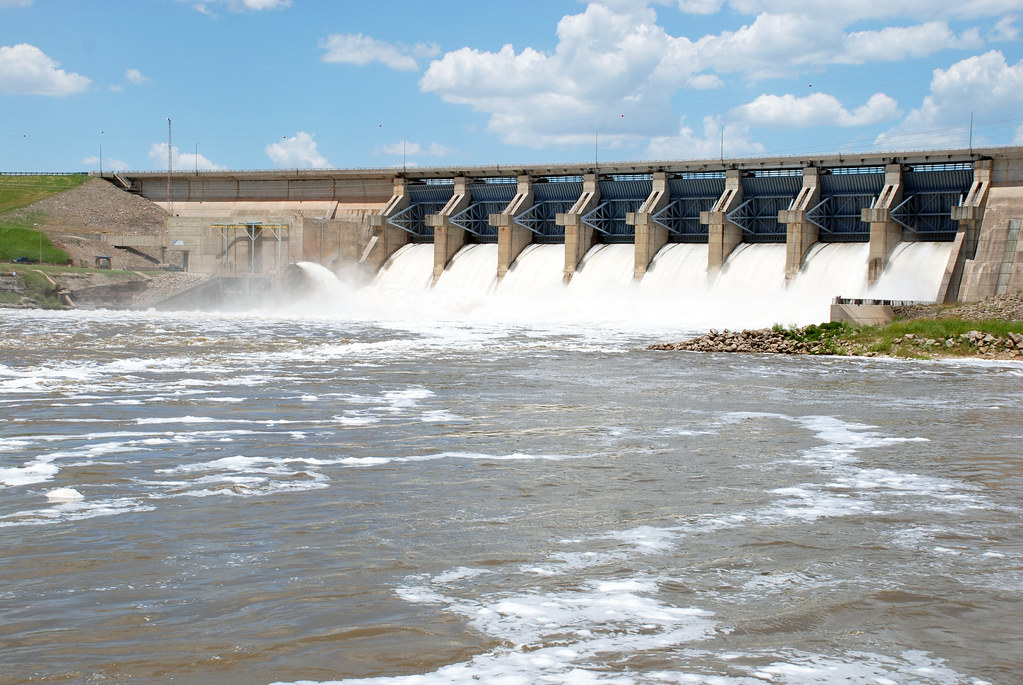 Kaw Lake and Dam, Oklahoma 2015 flood Kaw Lake Lock and Da… Flickr