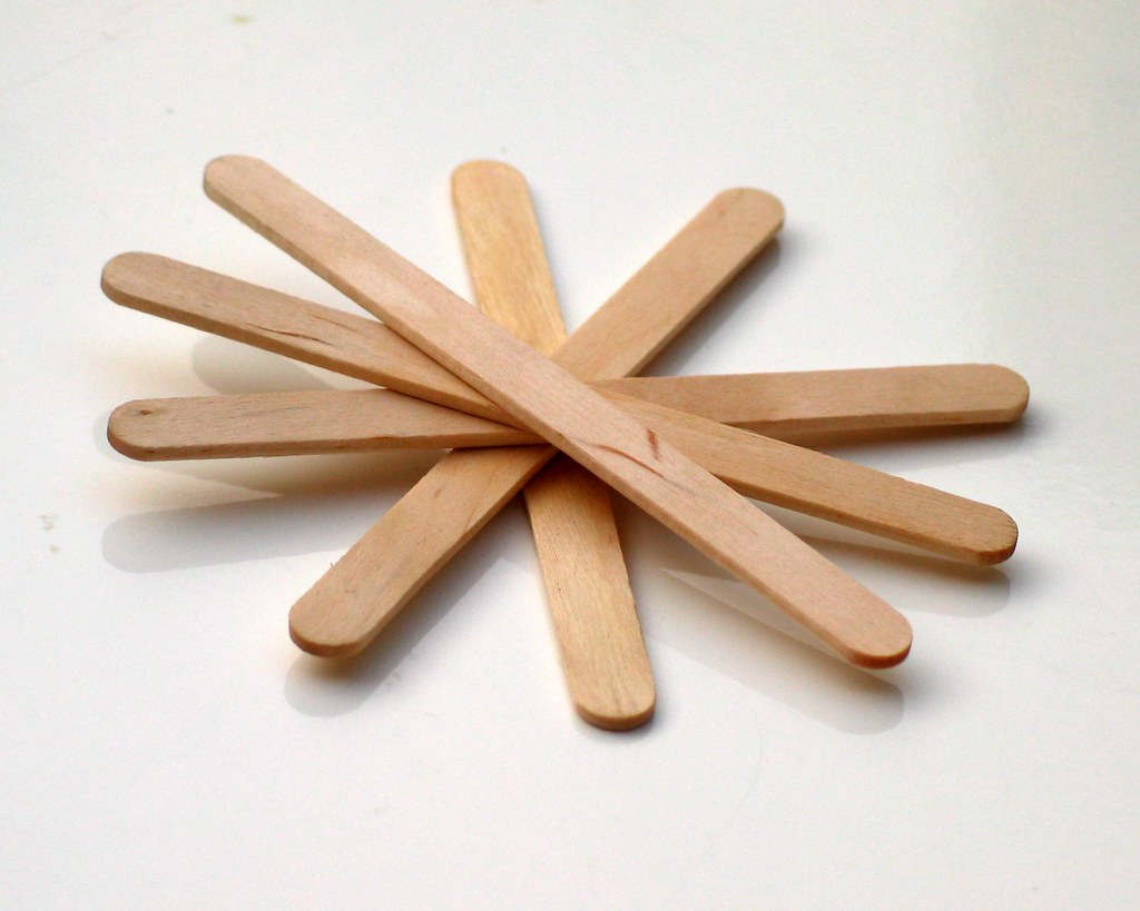 lolly_sticks Five ice lolly sticks arranged in a star(ish)… Flickr