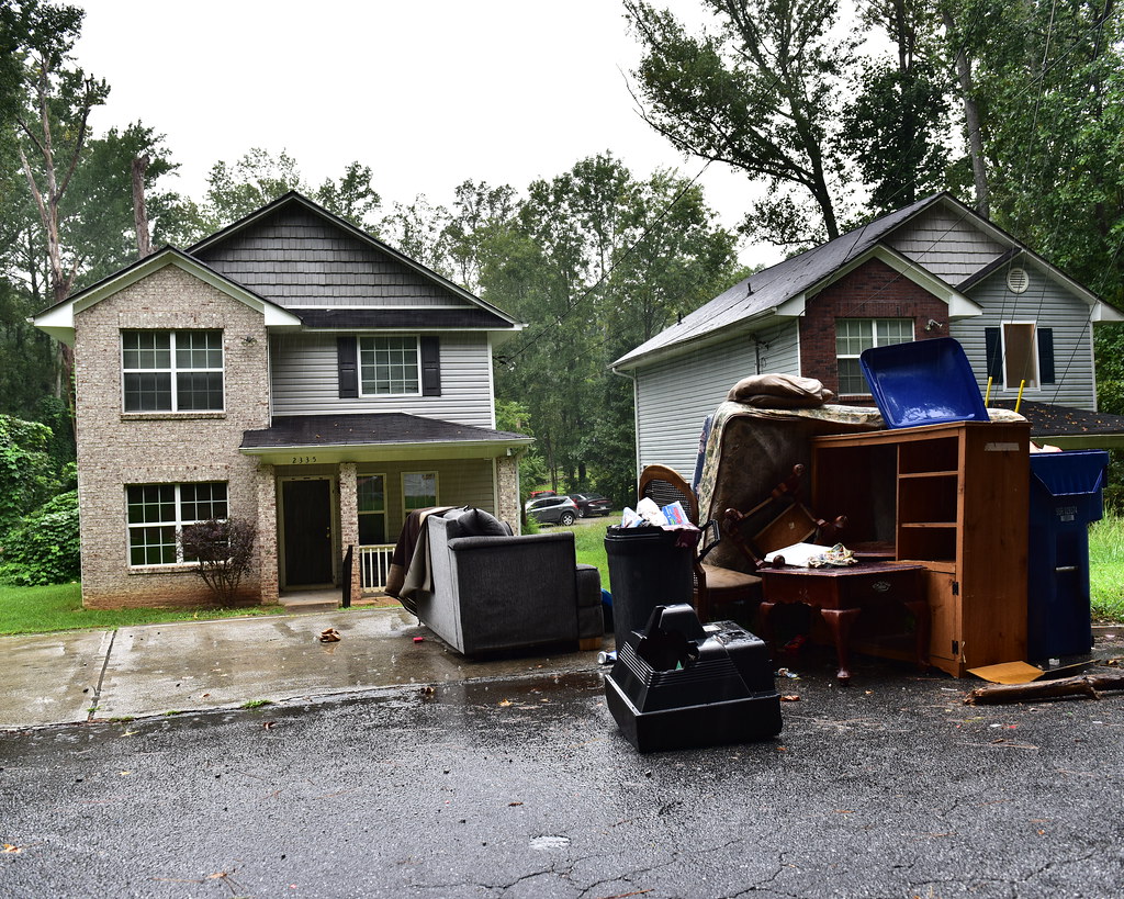 atlanta ghetto, hood, urban decay. Mario C. Russell Flickr