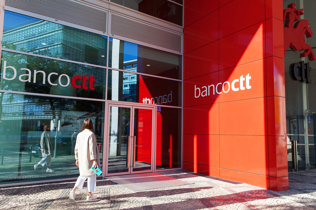 Banco CTT oferece oportunidades de trabalho (Não é