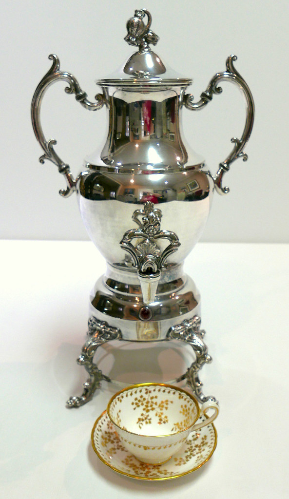 Beautiful Eton Silverplate Electric Coffee TeaPot Server Urn Model 220